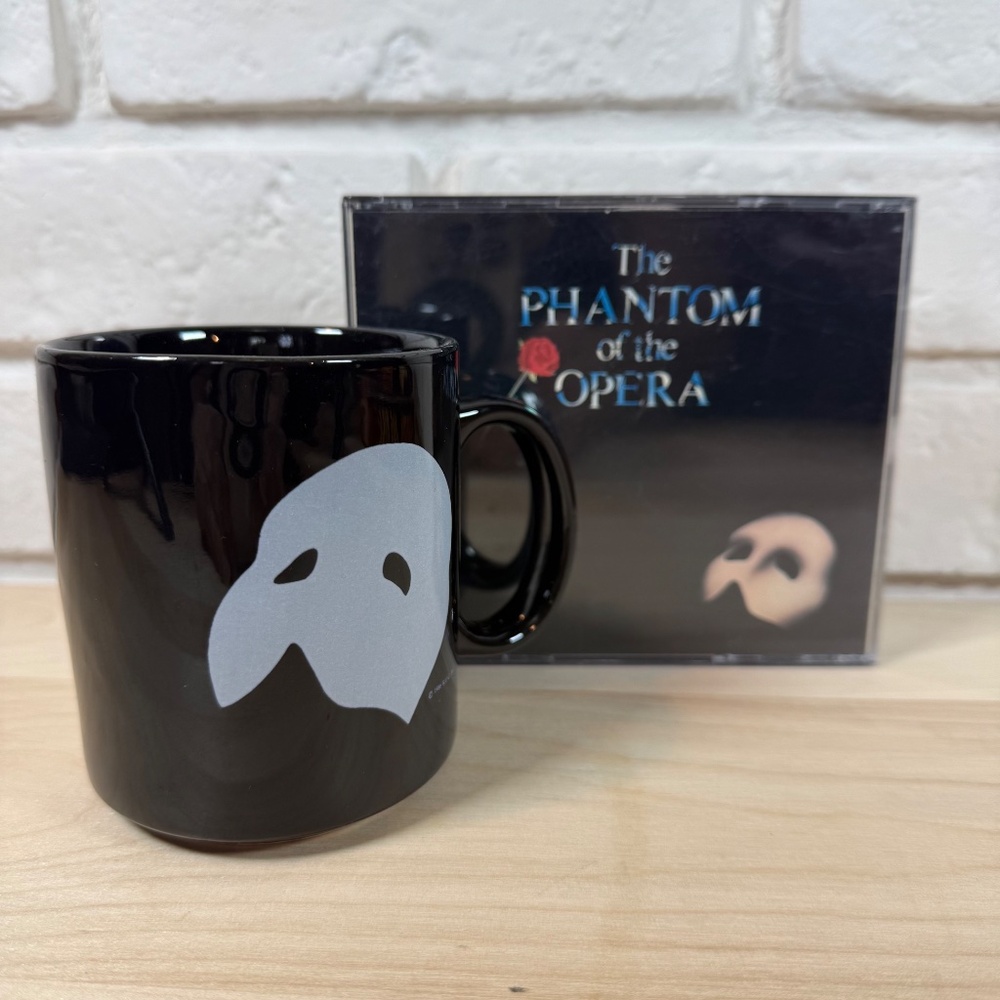The Phantom of the Opera 2-CD set Original Cast Recording 1987 and Mug EUC